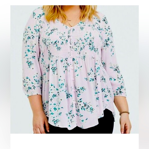 Torrid Floral Gauze Smocked Top NWT 1 - Picture 1 of 6